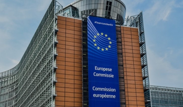 EU, 먹튀 사이트 한마디에 우왕좌왕···협상과 보복사이 묘안은 '글쎄'