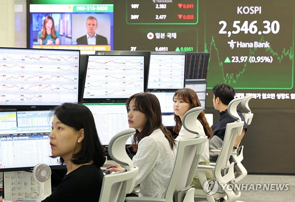 [증시 포인트] 상승 출발 전망...외국인 순매수세 지속 여부 관건 